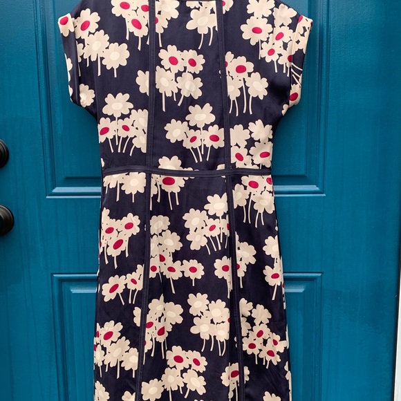 Boden Dress - Picture 2 of 4